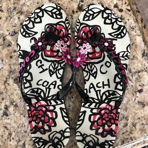 Coach flip flops